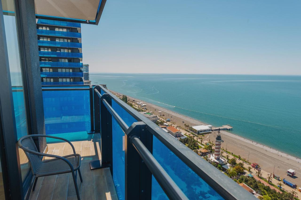 Orbi City Center Sea View Aparthotel Batumi Exterior photo