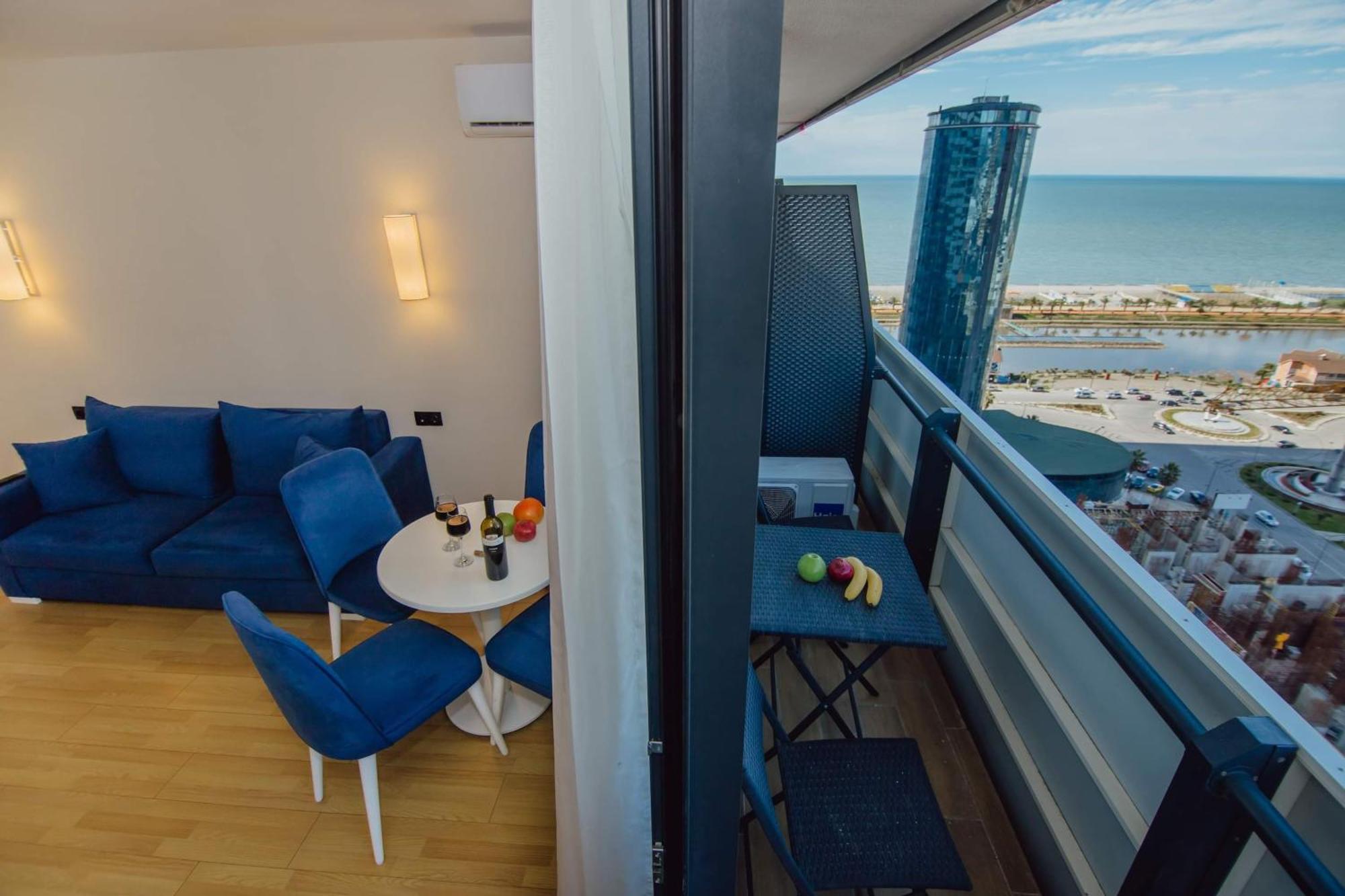 Orbi City Center Sea View Aparthotel Batumi Exterior photo