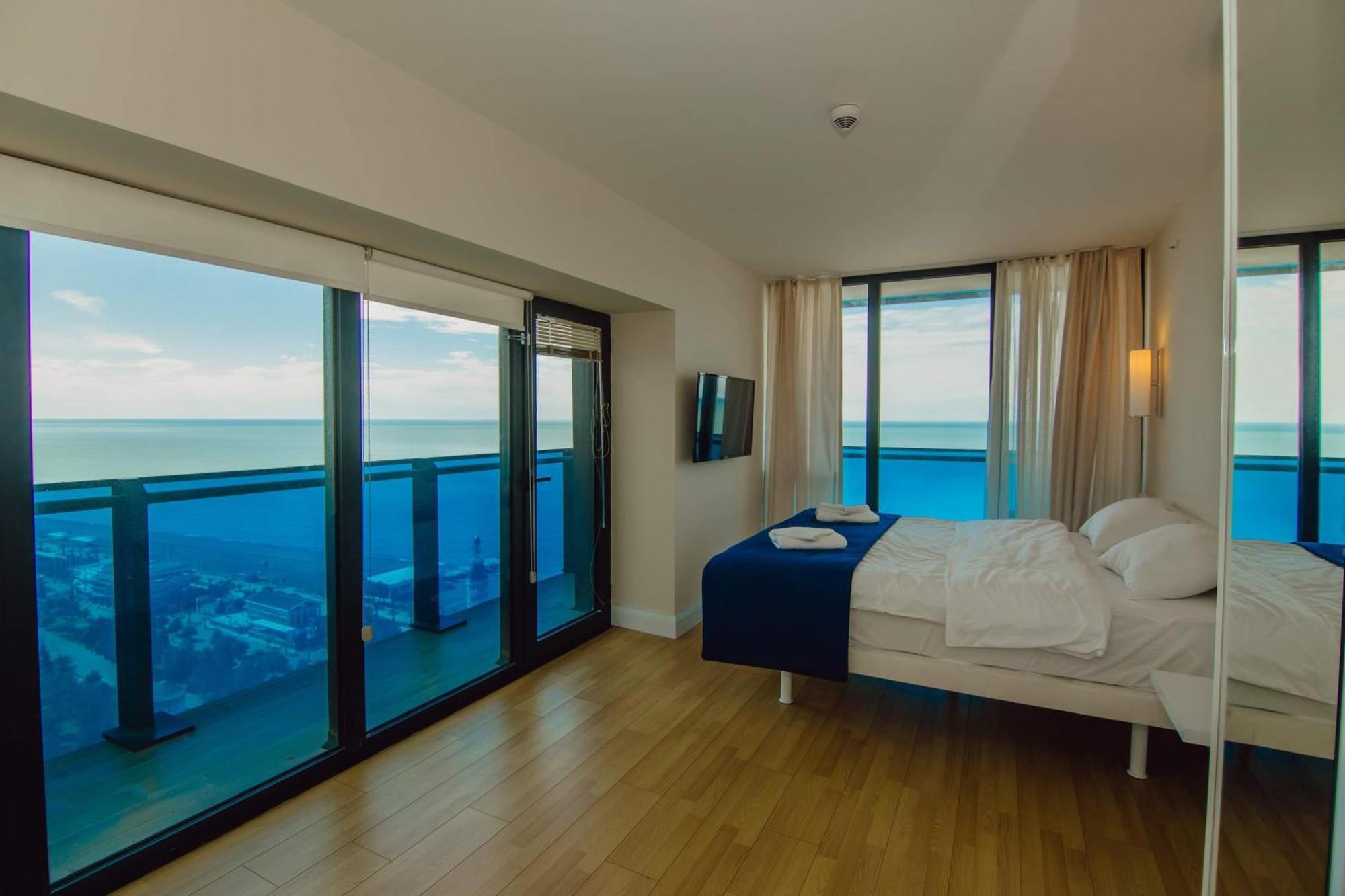 Orbi City Center Sea View Aparthotel Batumi Exterior photo